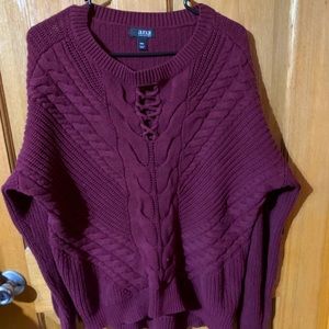 Maroon sweater